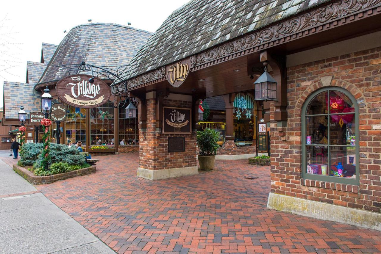 Smoky Mountain Splash Gatlinburg Exterior photo
